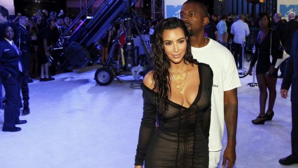 Kim Kardashian 8