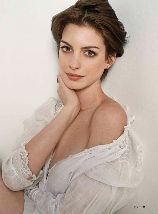 Anne Hathaway 3