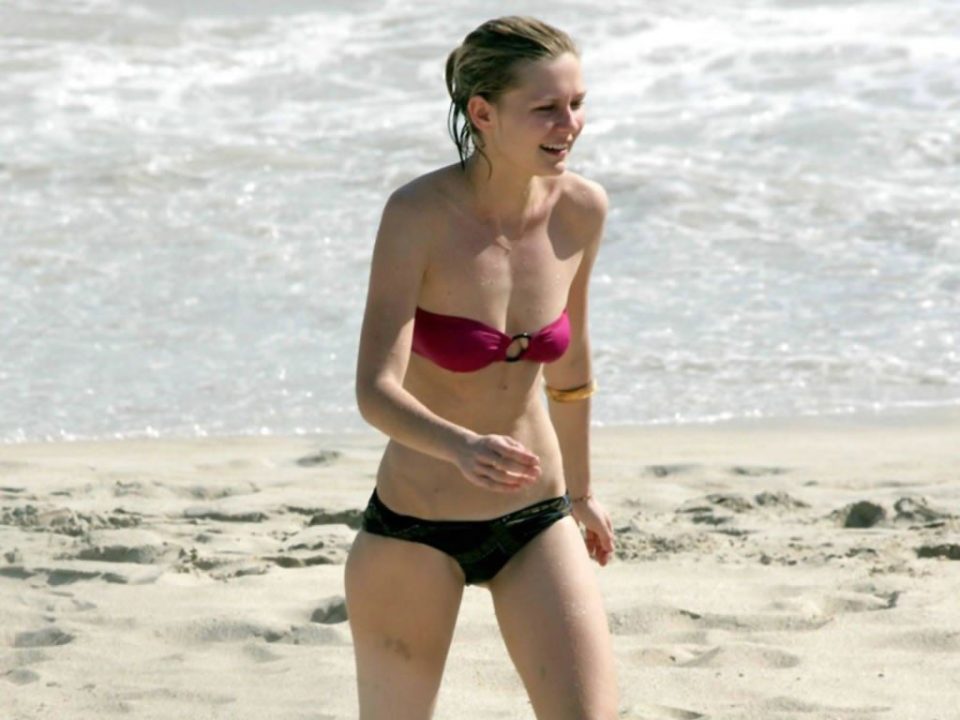 Kirsten Dunst Bikini Pictures