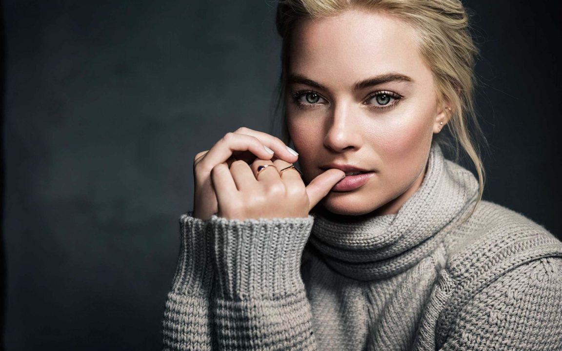 Margot Robbie Laptop Wallpapers