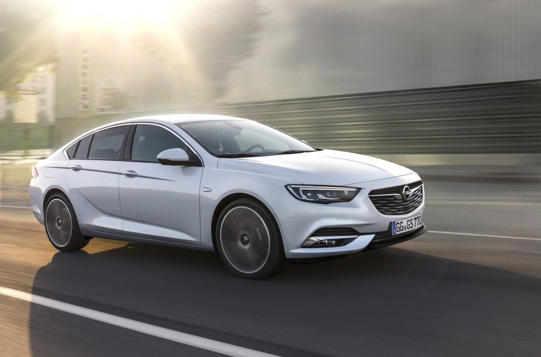 Opel Insignia Pictures