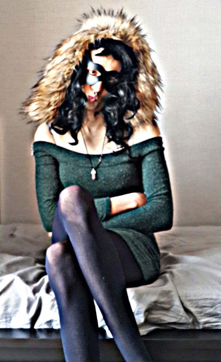 Celine Bing Charming Photos 5000