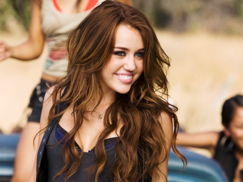 Miley Cyrus High Quality