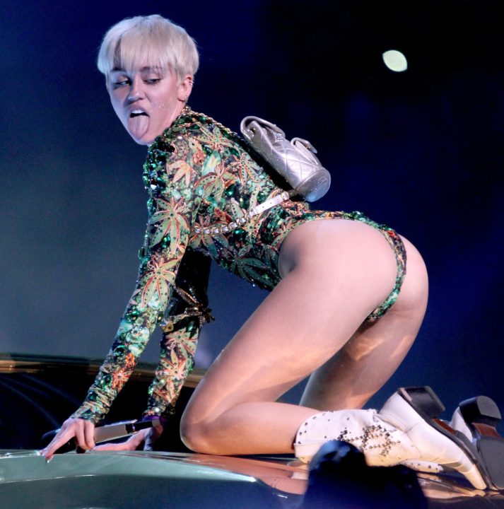 Miley Cyrus Hot