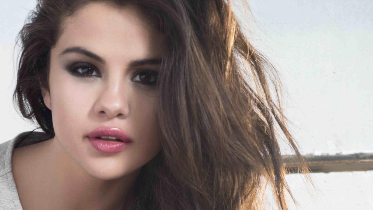 Selena Gomez High Definition