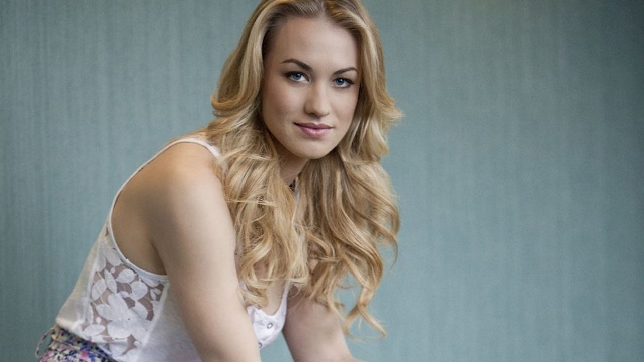 Yvonne Strahovski High Quality