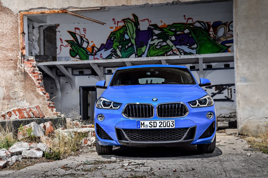 BMW X2 Background