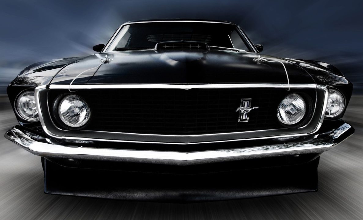 Ford Mustang 4