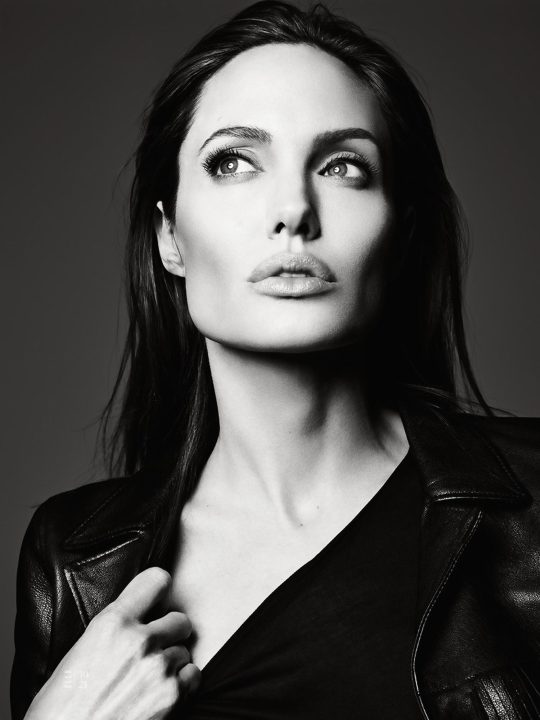 Angelina Jolie 17