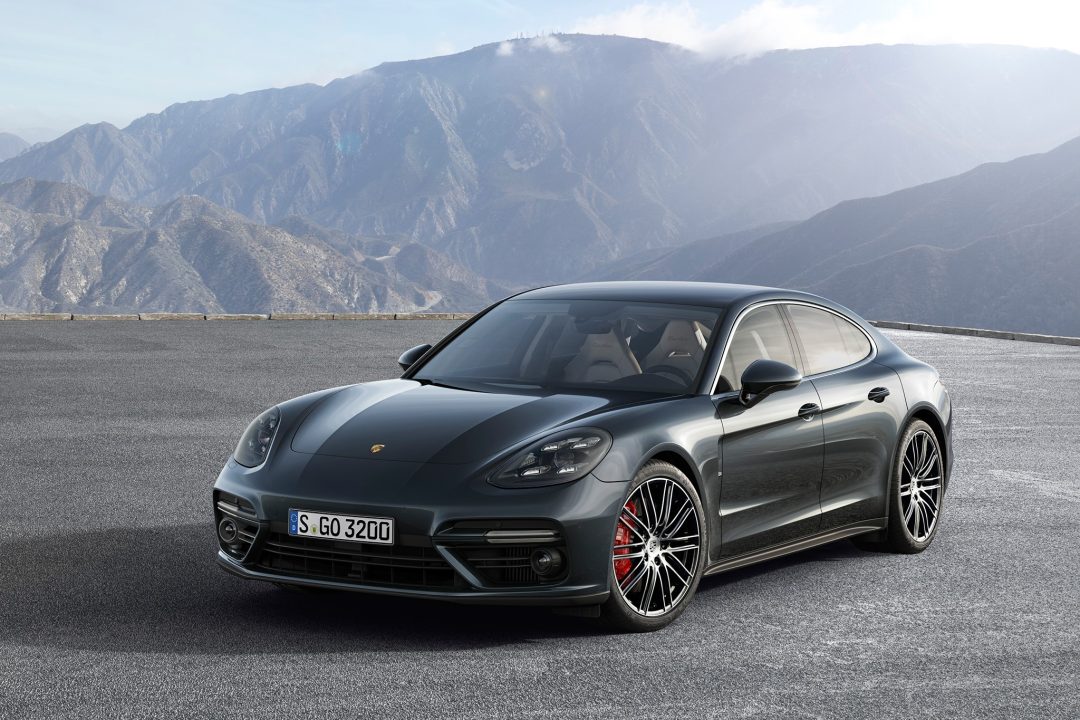 Porsche Panamera Desktop