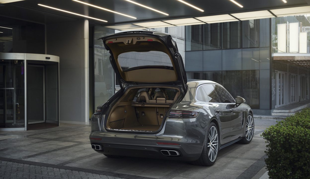 Porsche Panamera Sport Turismo Photos