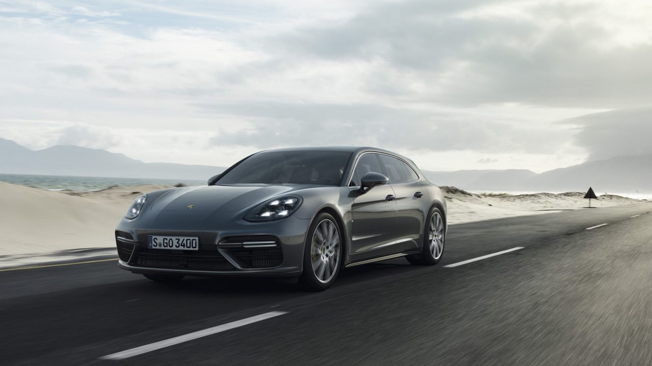 Porsche Panamera Sport Turismo Pictures