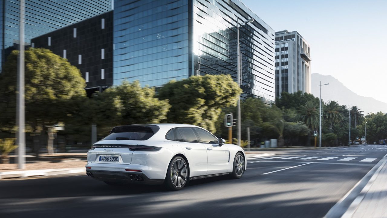 Porsche Panamera Sport Turismo images