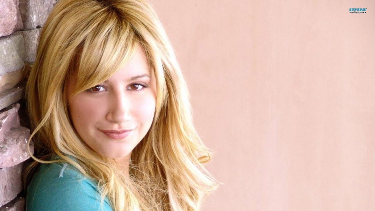 Ashley Tisdale Background images