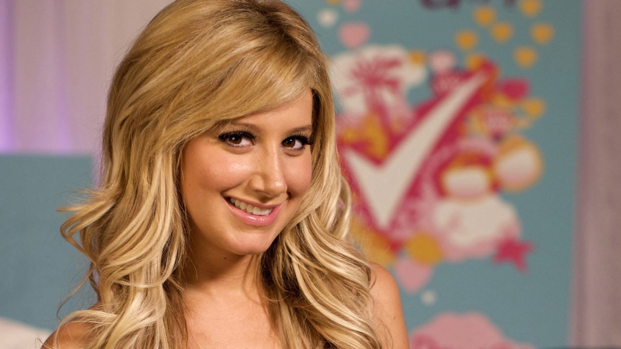 Ashley Tisdale Wallpapers 3
