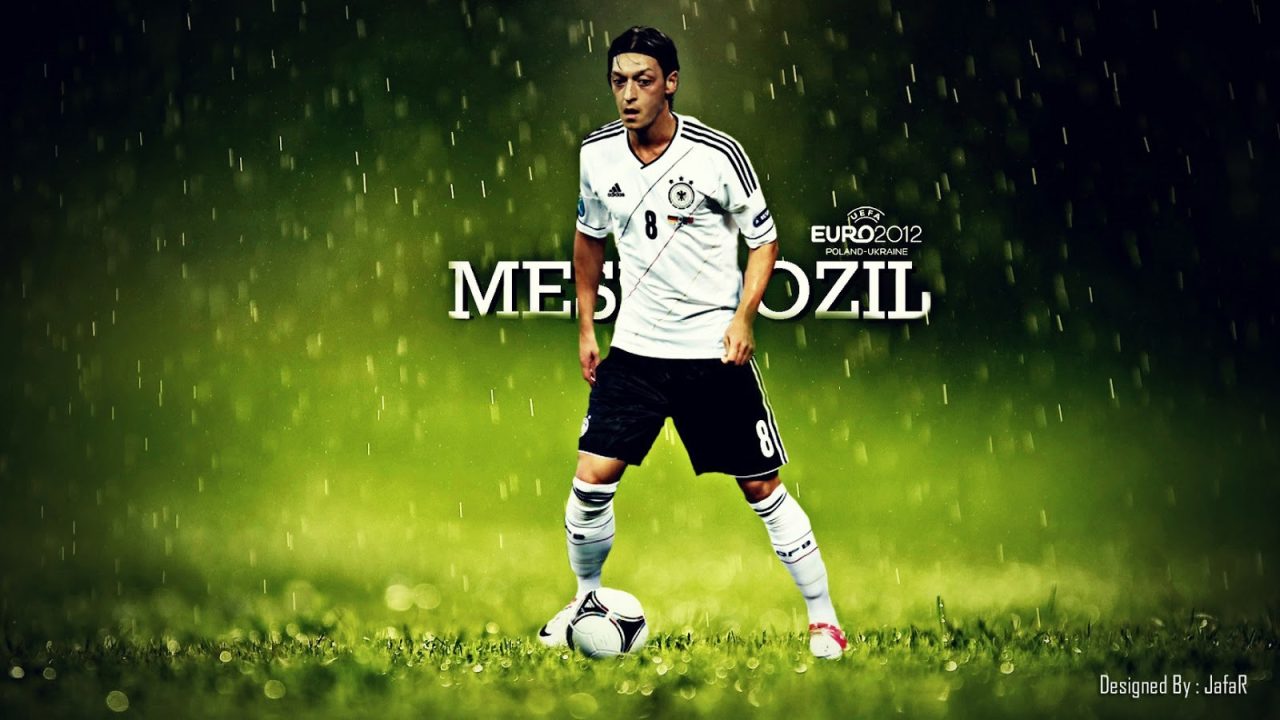 Mesut Ozil 4