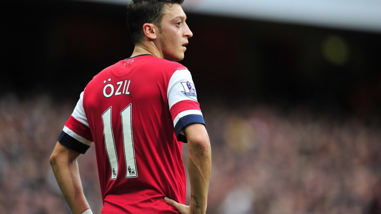 Pictures of Mesut Ozil