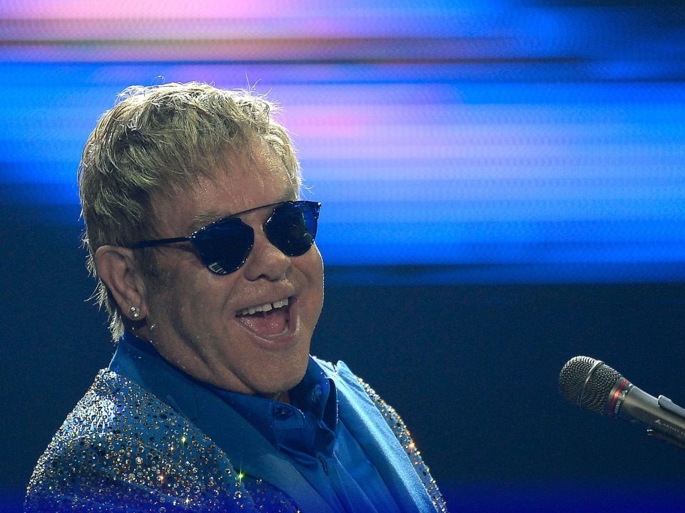 Elton John Desktop images