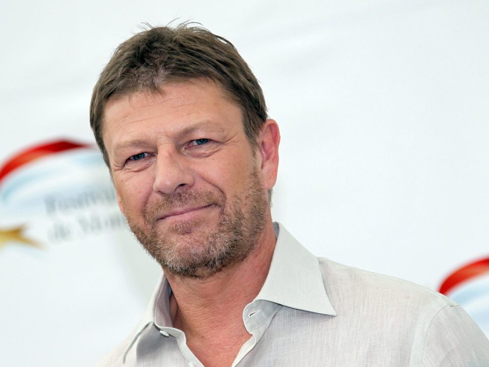 Sean Bean Background