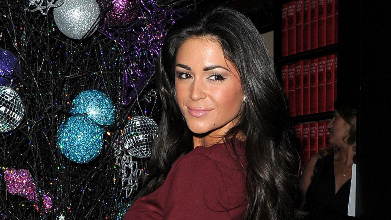 Casey Batchelor Background images