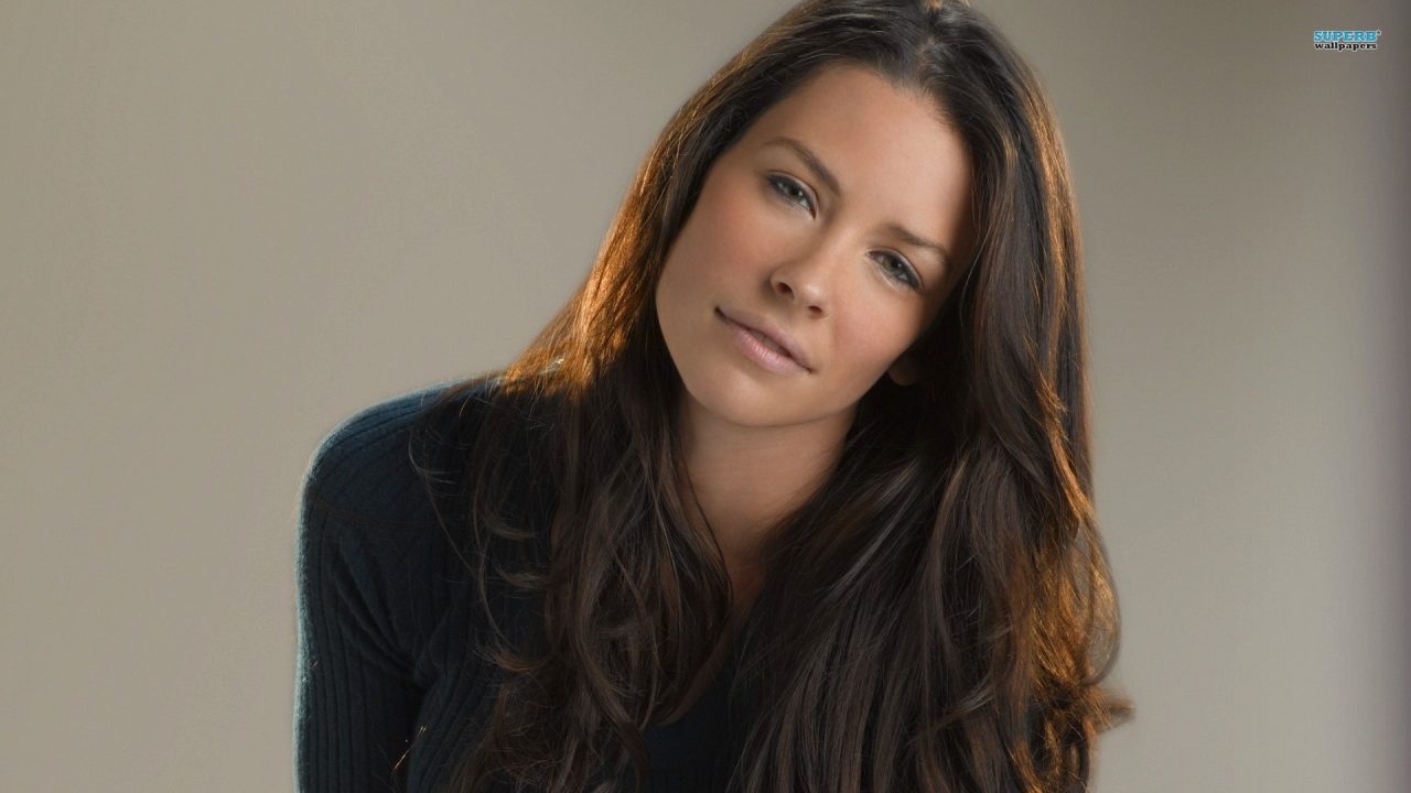 Evangeline Lilly Desktop