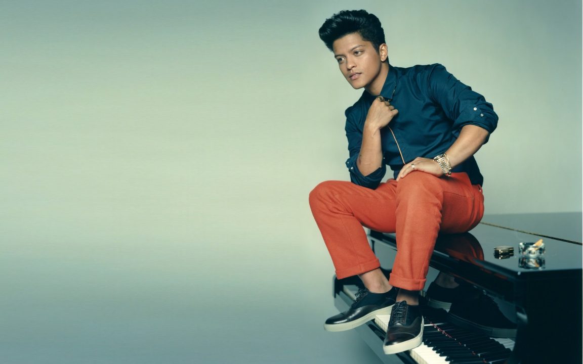 Bruno Mars Desktop