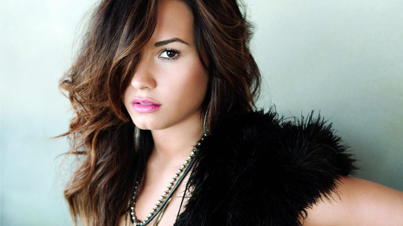 Demi Lovato Background Wallpapers