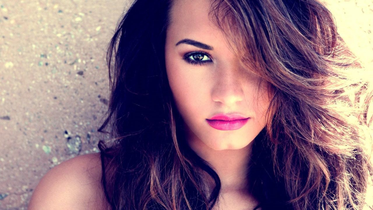 Demi Lovato Pics