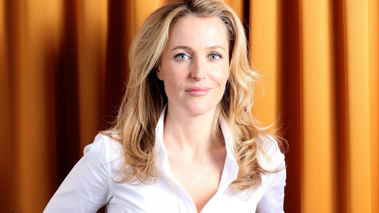 Gillian Anderson Pics