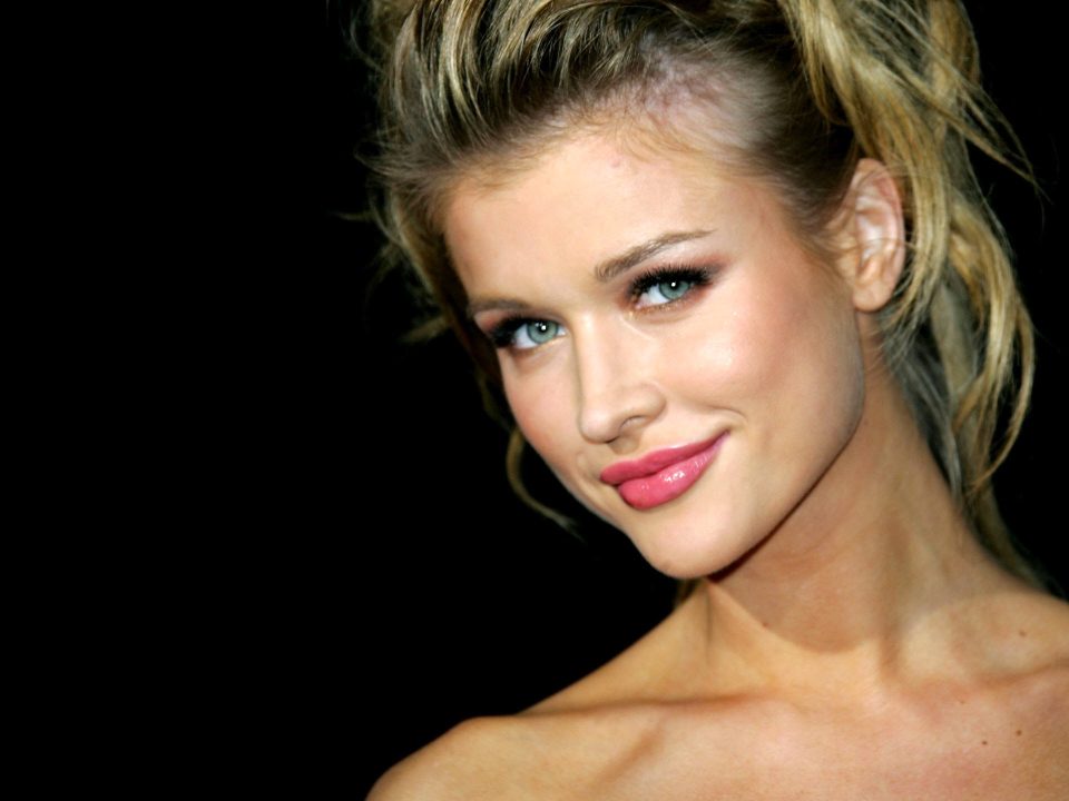 Joanna Krupa Laptop Wallpapers