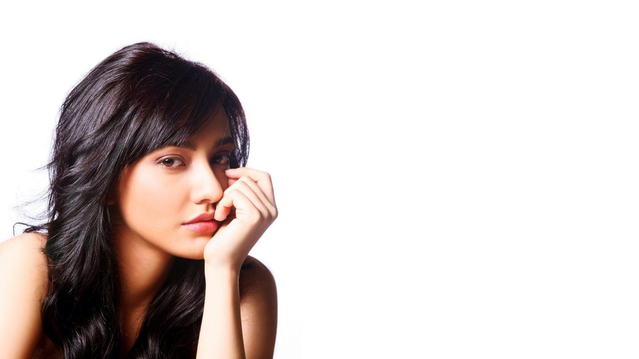 Neha Sharma Desktop