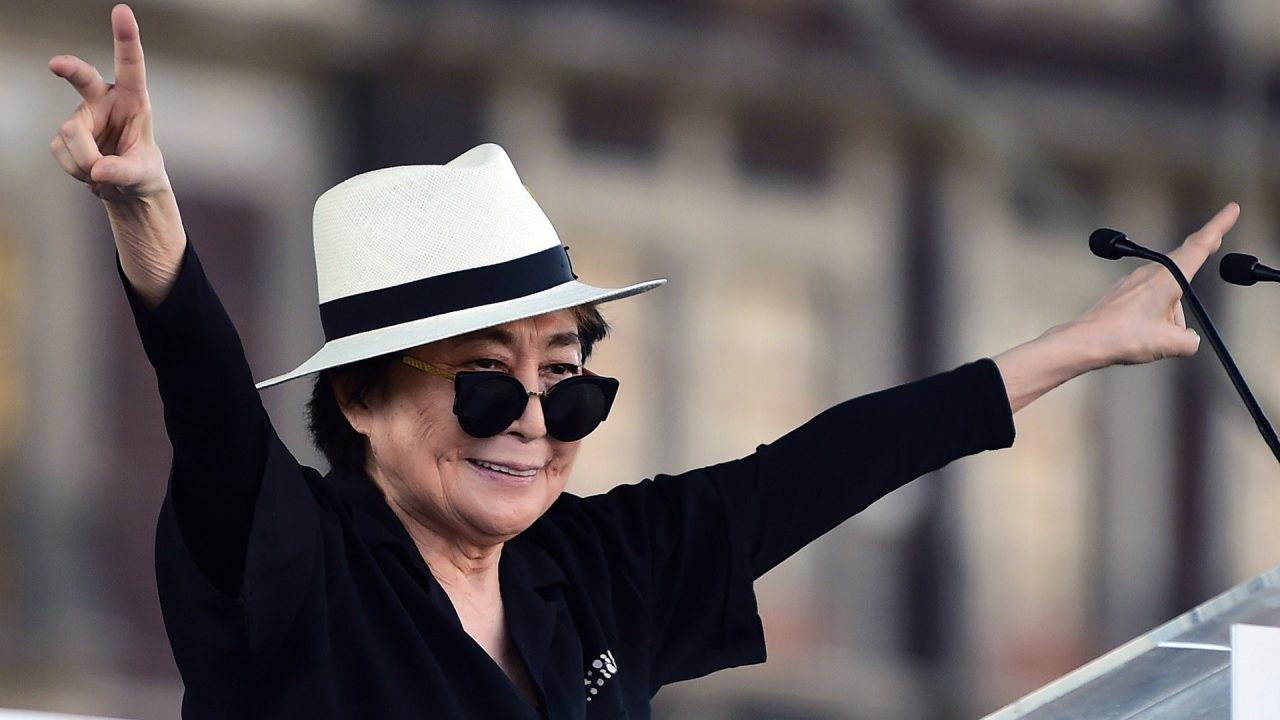 Yoko Ono Laptop Wallpapers