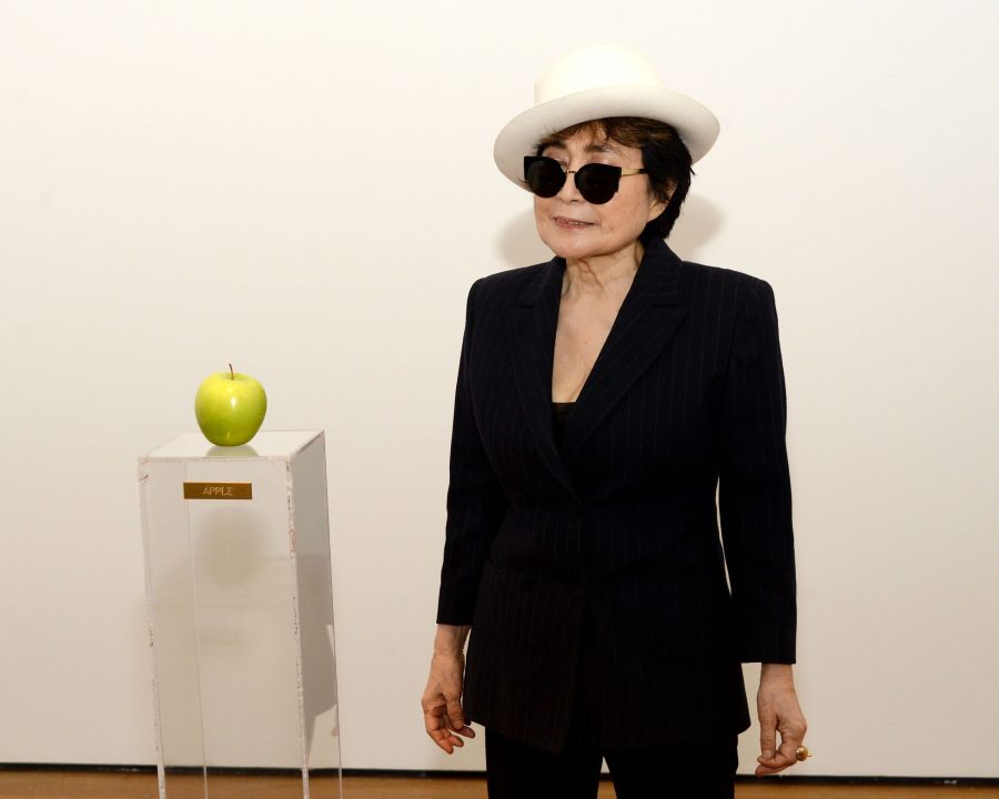 Yoko Ono Pics