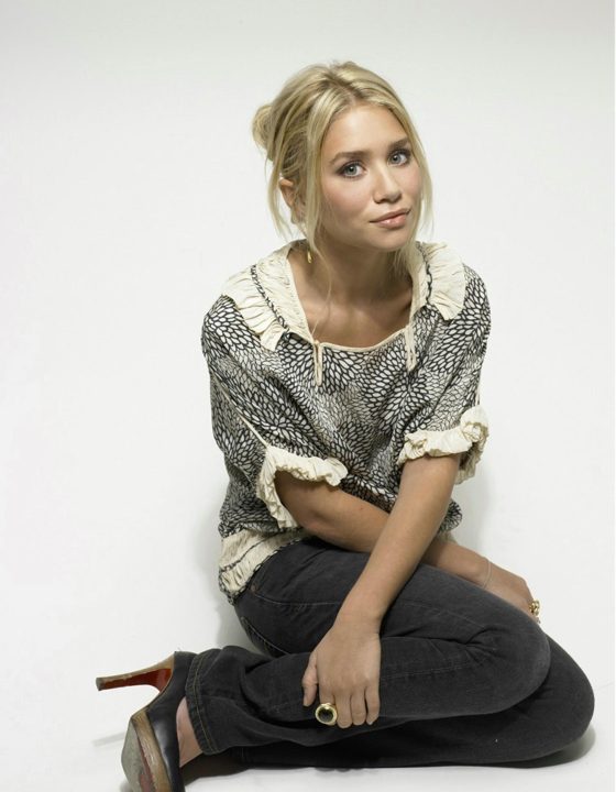 Ashley Olsen Android Wallpapers