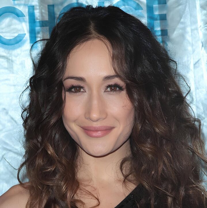 Black long curly hairstyle