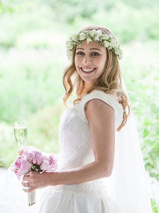 Cute blonde bridal hairstyle