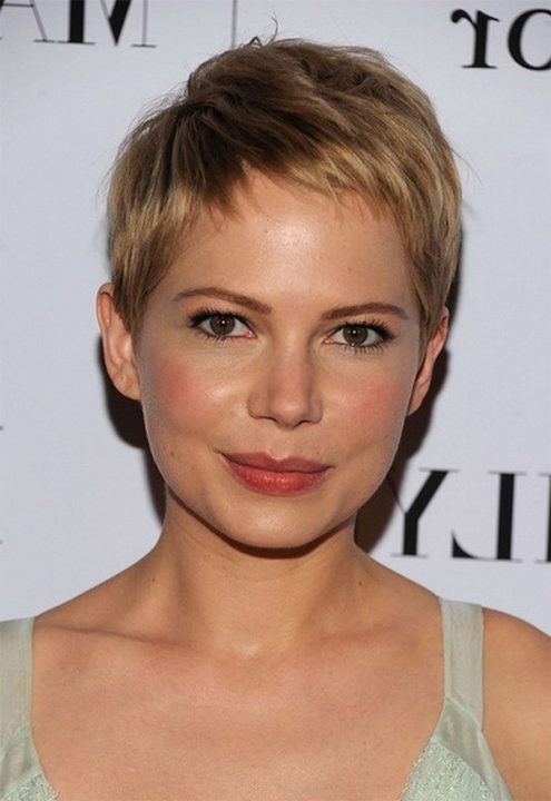 Short blonde cute hairstyle