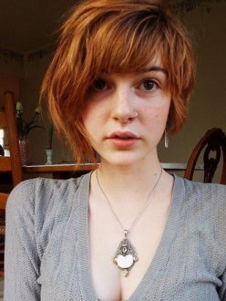 short red sexy hairstyle