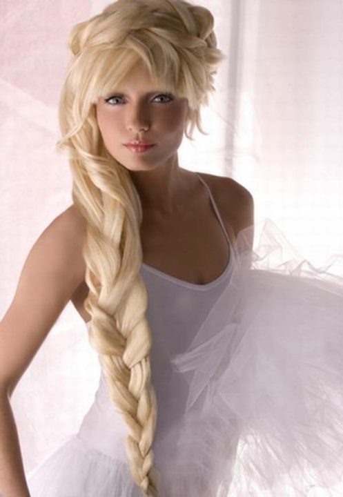 unusual long blonde wedding hairstyling