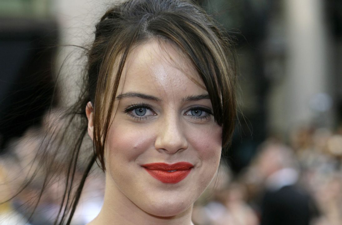 Michelle Ryan Desktop images