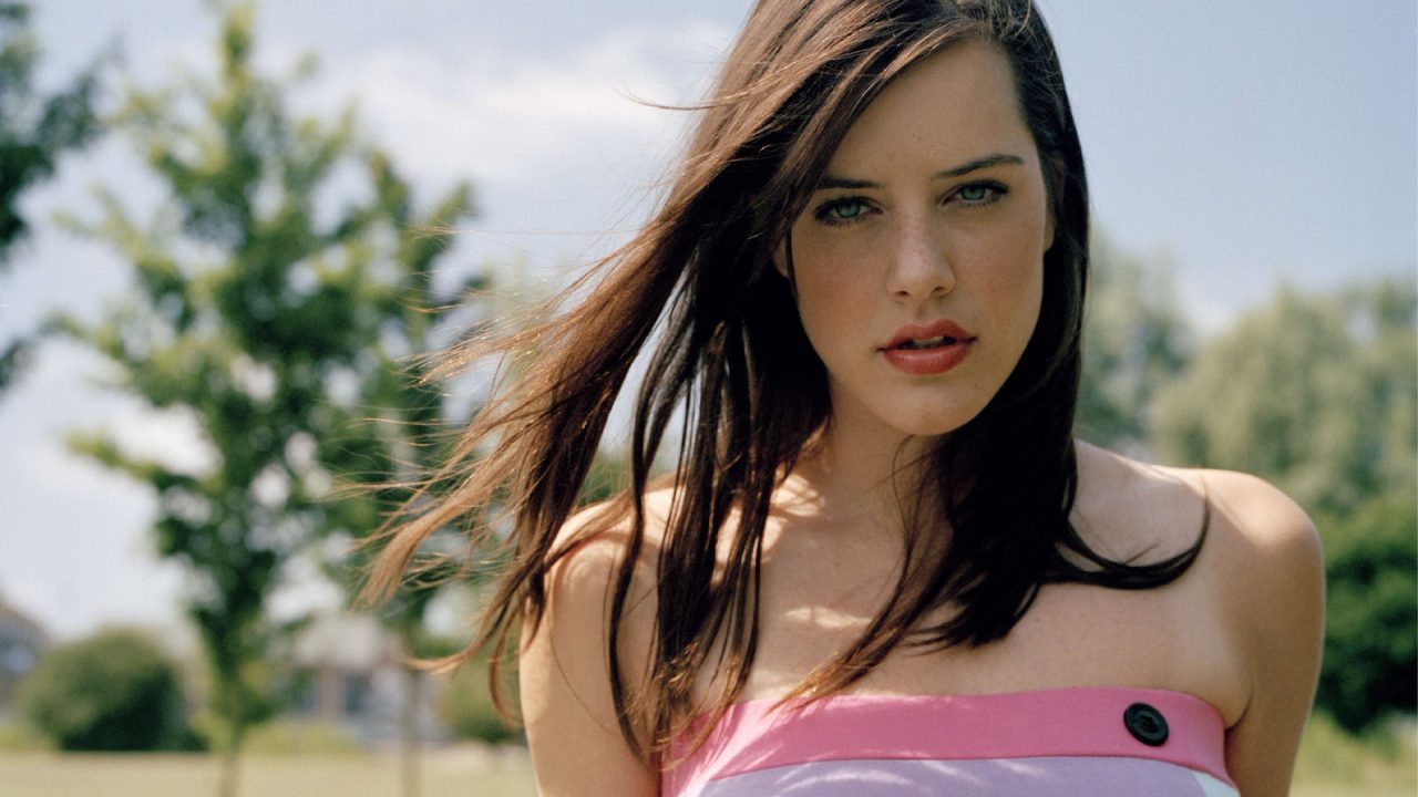 Michelle Ryan Wallpapers