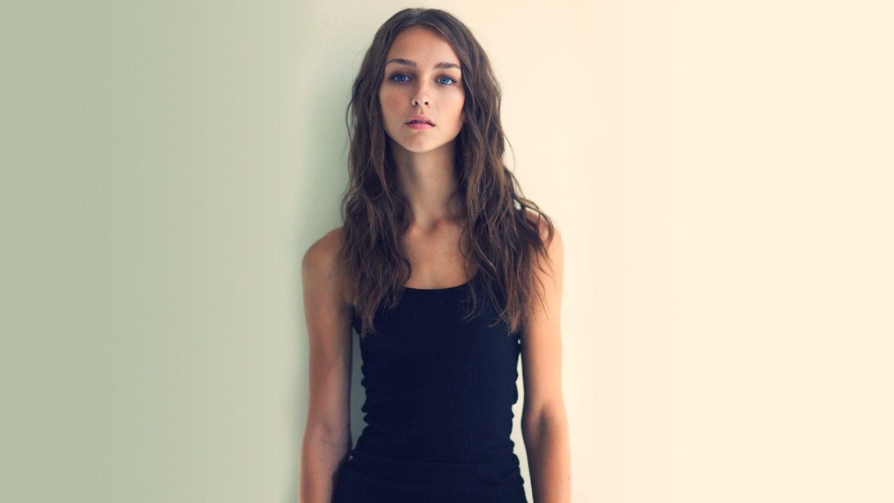 Rachel Cook Wallpapers