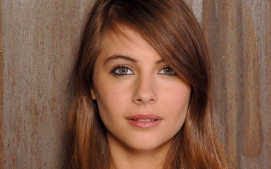 Willa Holland