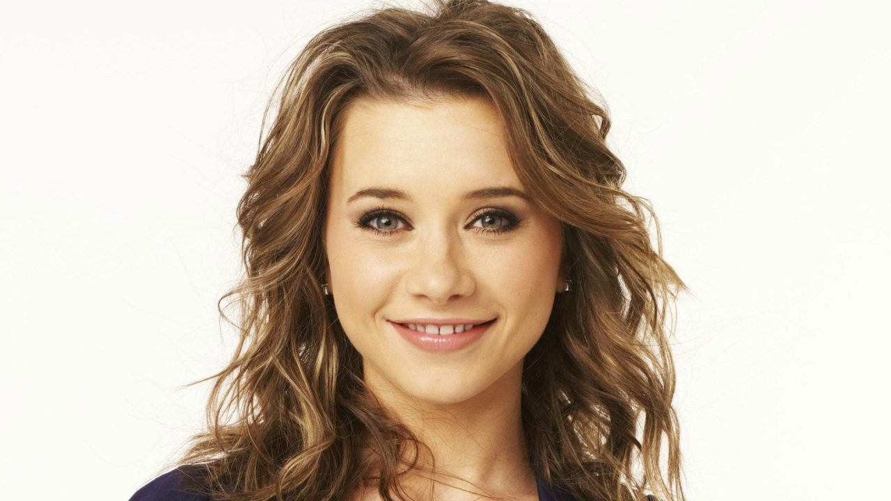Olesya Rulin High Definition