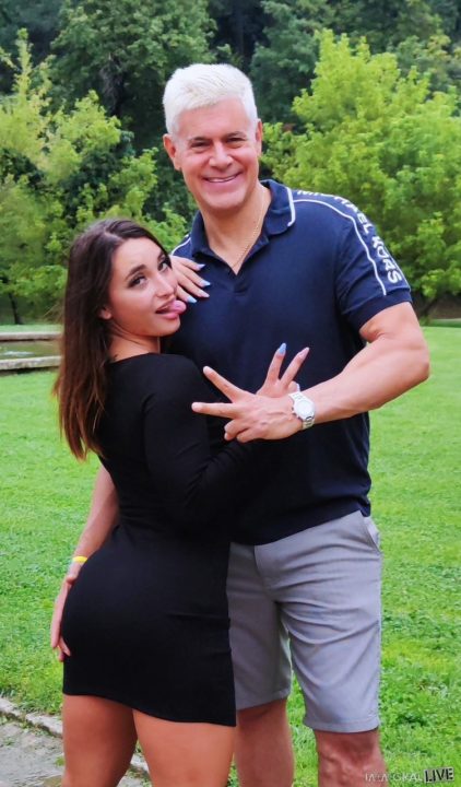 Sara Diamante and her Husband