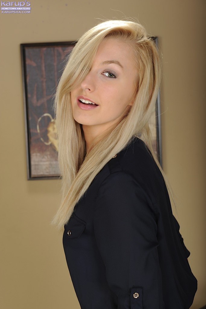 Alexa Grace Pictures Wallpics