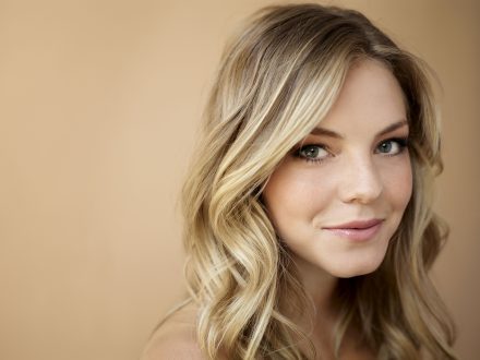 Eloise Mumford Wallpapers