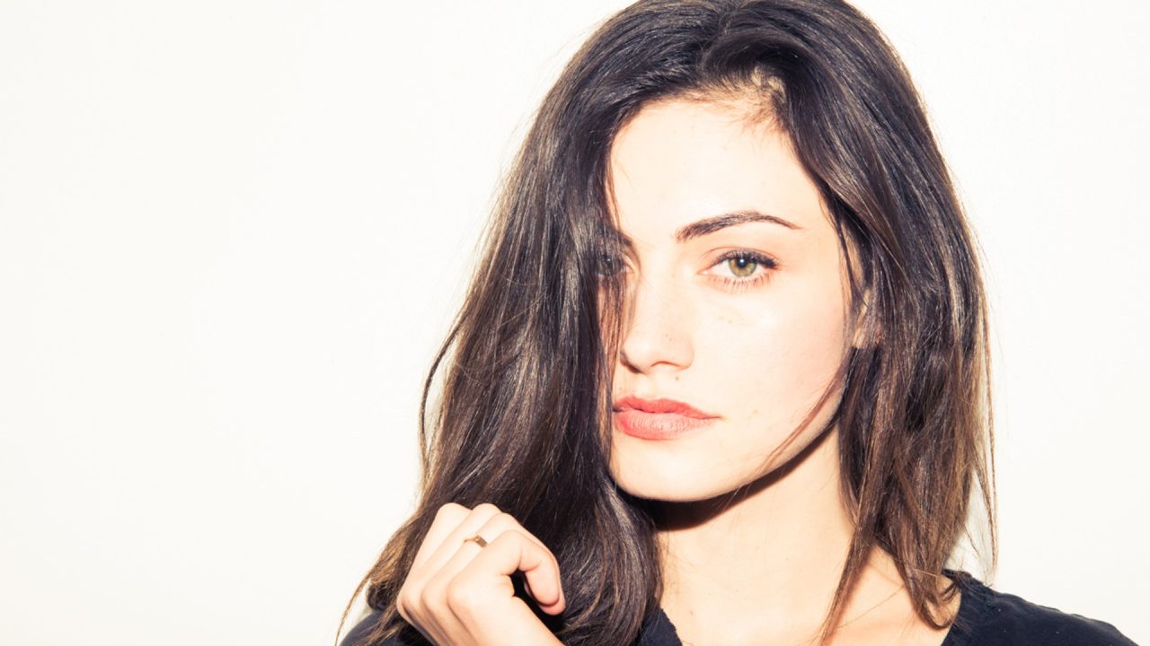 Phoebe Tonkin Computer Wallpapers