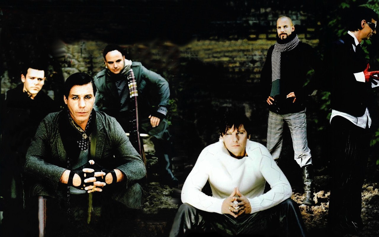 File:Rammstein logos joined.png - Wikimedia Commons