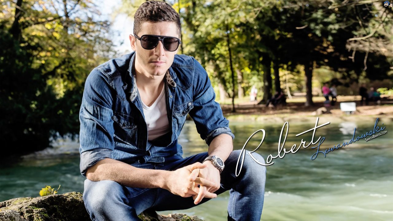 Robert Lewandowski Photo Gallery